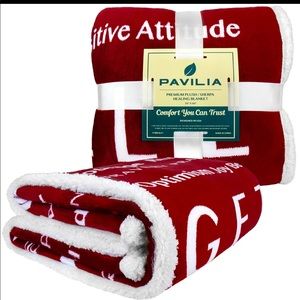 Plush Healing Throw by Pavilia in Burgandy/Maroon